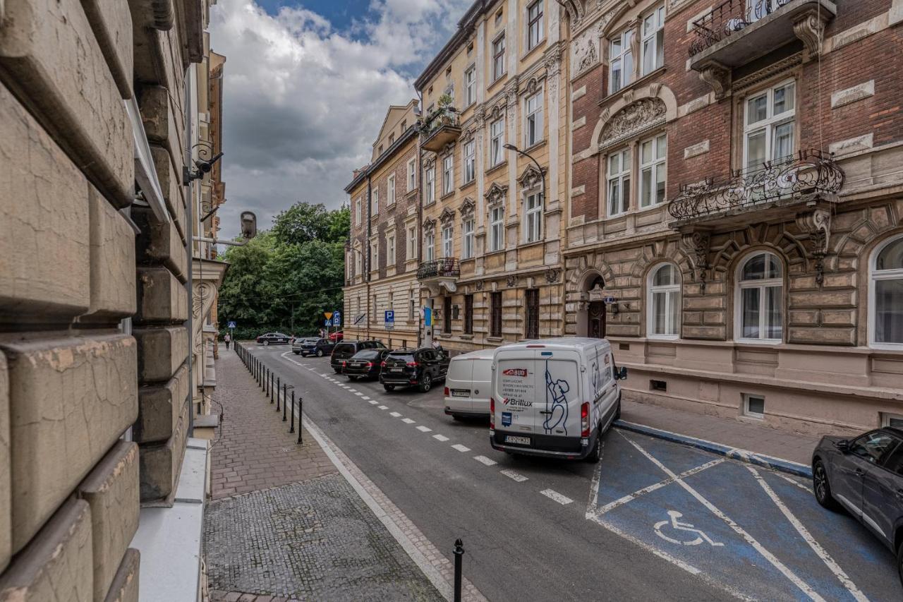 Parkside Fresh Apartments - Old Town Guesthouse - By Upstairs Kraków Eksteriør billede